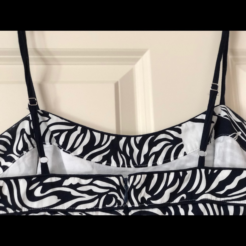 Vineyard Vines sailboat dress Navy/Wht - Picture 4 of 8